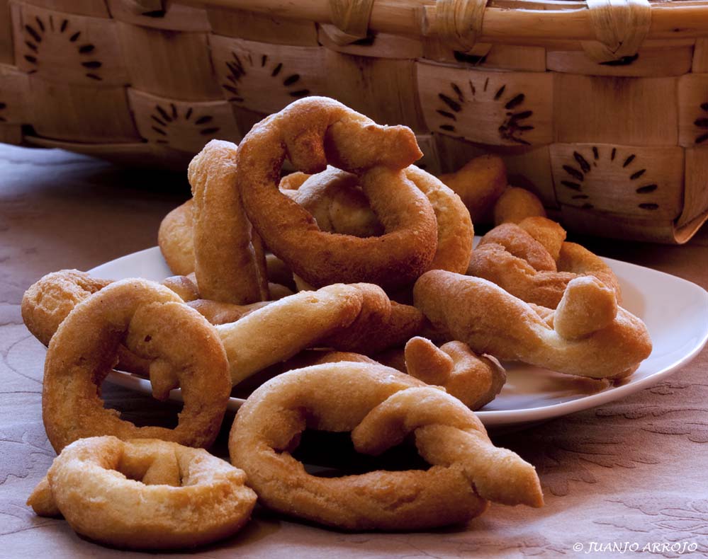 Desayuno con productos típicos